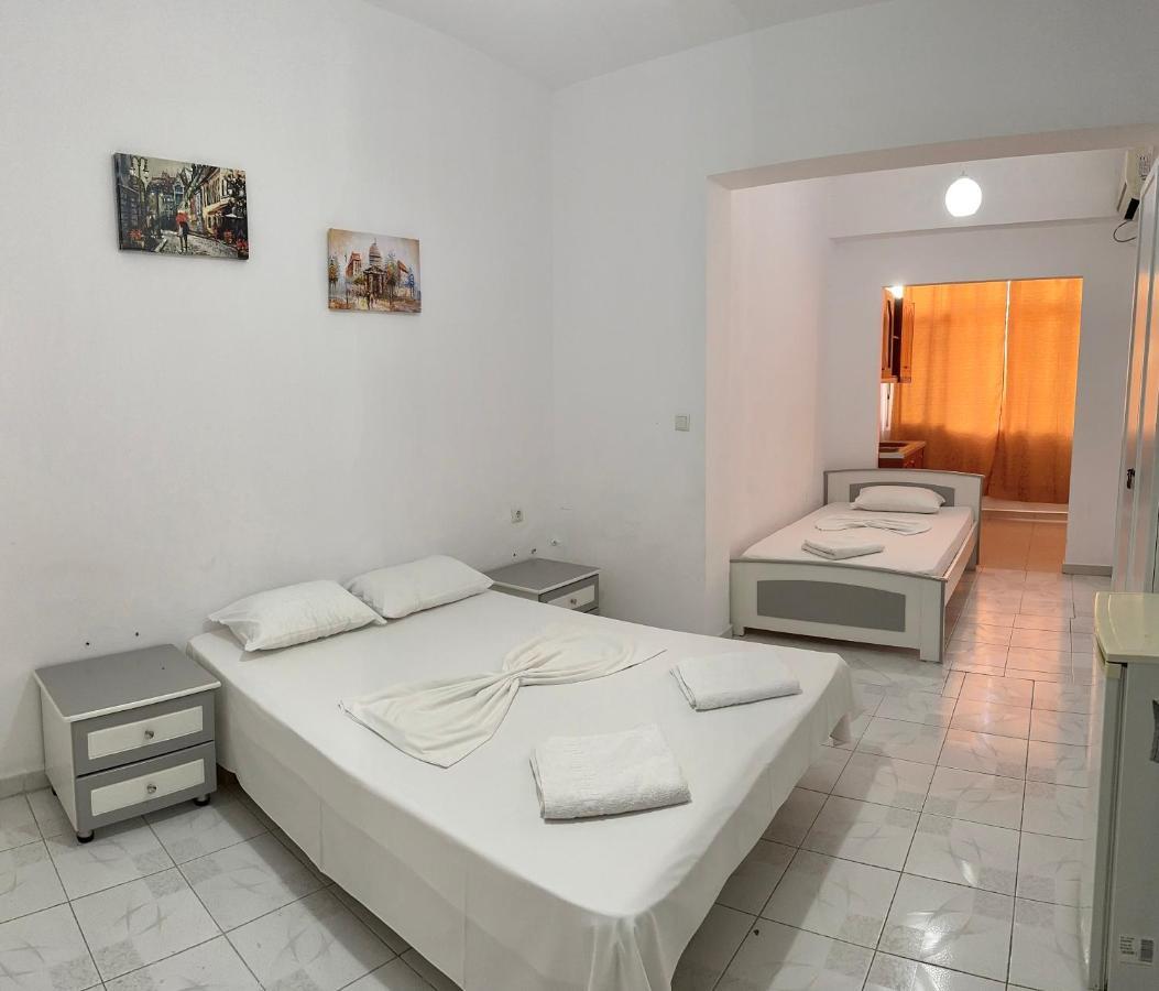 City Center Sarande Bagian luar foto